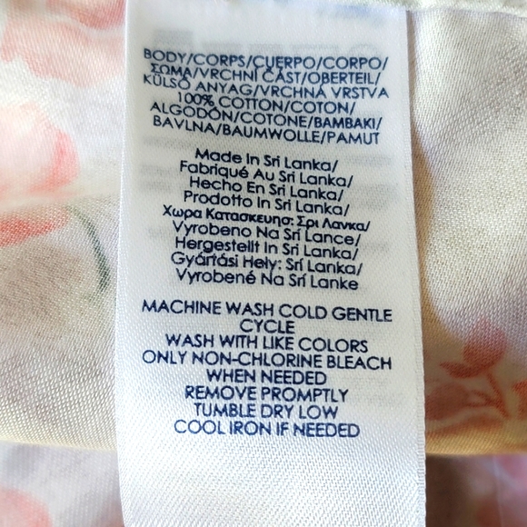 Chaps Petite Button-Down Floral Blouse Size M - Picture 8 of 8